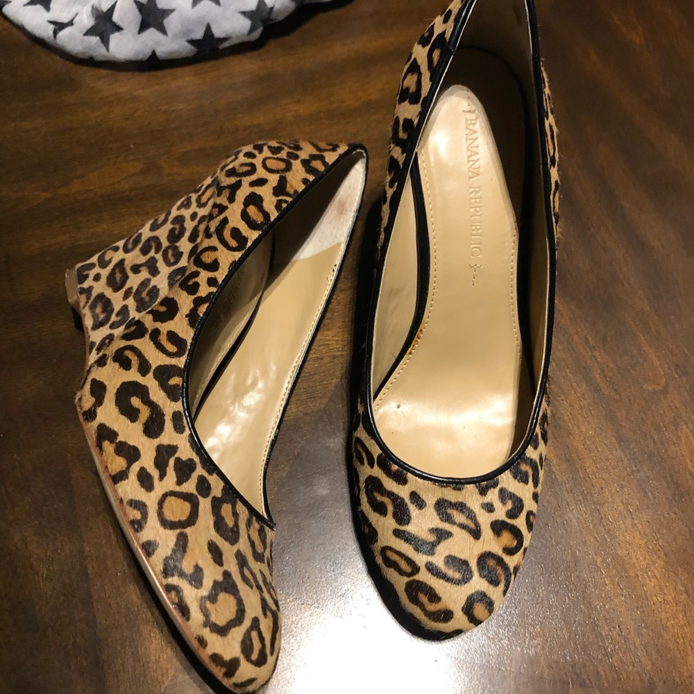 Banana republic heels